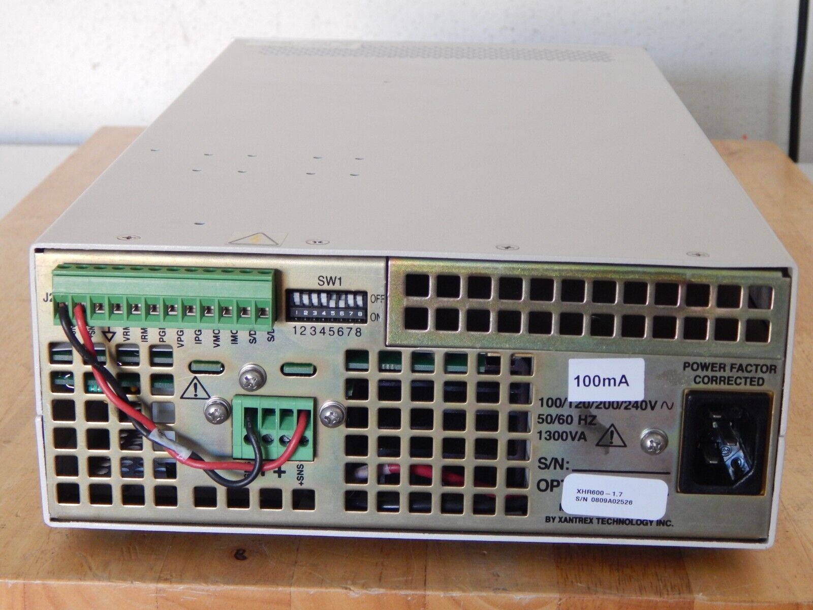 XHR600-1.7 DC Power Supply 0-600V 0-1.7A 1000W XHR600-1.7 DC Power Supply 0-600V 0-1.7A 1000W